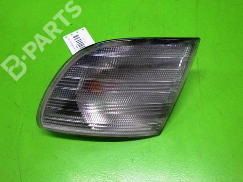 Used Left front indicator MERCEDES-BENZ VITO Bus (W638) 112 CDI 2.2 (638.194) (122 hp) 6639562