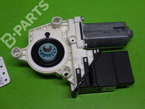 Portierruitmotor linksachter VW TOURAN (1T1, 1T2) 2.0 TDI 16V (140 hp) 6640238