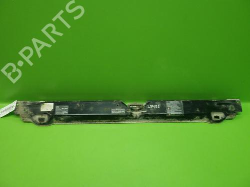 Tværbjælke Tværbjælke VW TRANSPORTER T4 Bus (70B, 70C, 7DB, 7DK, 70J, 70K, 7DC, 7DJ) 2.5 TDI (102 hp) 33948501 33948501