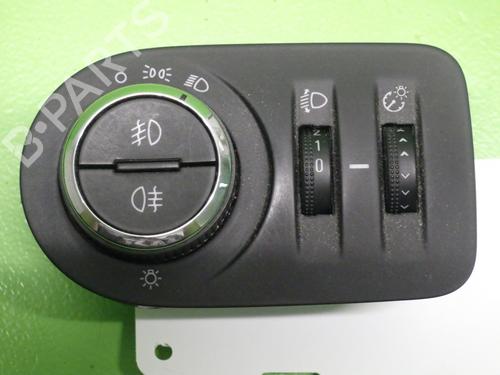 Used Headlight switch OPEL MERIVA B MPV (S10) 1.4 (75) (120 hp) 31140302