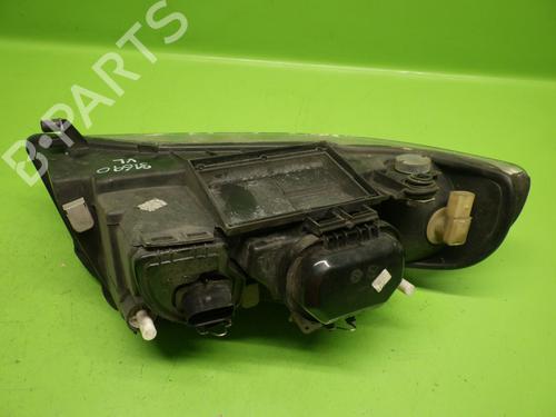 Right headlight AUDI A4 B5 Avant (8D5) 1.9 TDI | BP28206612C29 