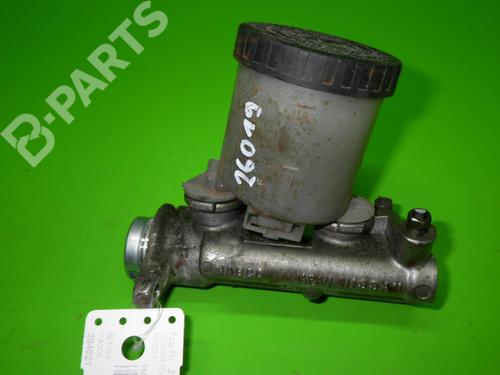 Used Brake master cylinder NISSAN BLUEBIRD Hatchback (T72, T12) 2.0 i (FHLT72, T12) (105 hp) 6357610