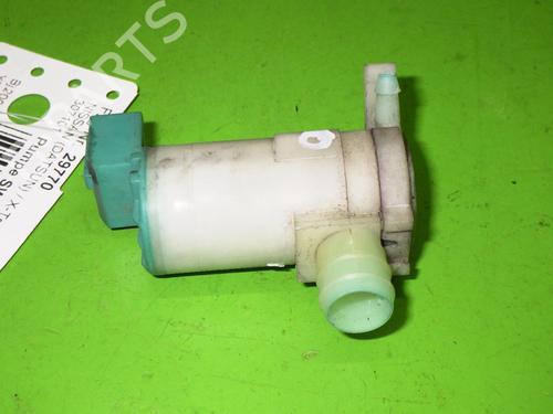 Used Washer pump NISSAN X-TRAIL I (T30) 2.2 dCi 4x4 (136 hp) 14729058