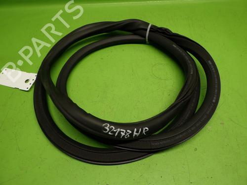 Rubber door seal OPEL ASTRA K (B16) 1.2 Turbo (68) | BP28082668C142 