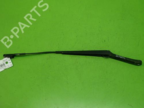 Used Front windshield wiper arm OPEL ASTRA J (P10) 1.6 Turbo (68) (180 hp) 28526624