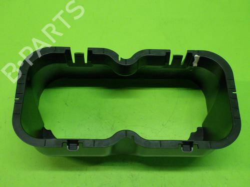 Used Cup/Object holder BMW 5 (F10) 520 d (190 hp) 18251230