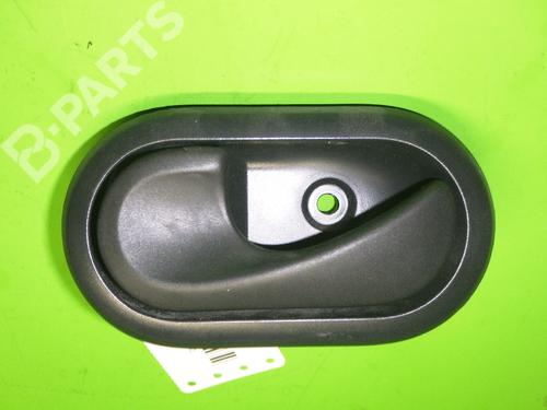 Used Front left interior door handle DACIA SANDERO 1.4 (BS0C, BS0A, BS0G, BS1F, BS0E) (75 hp) 6473625