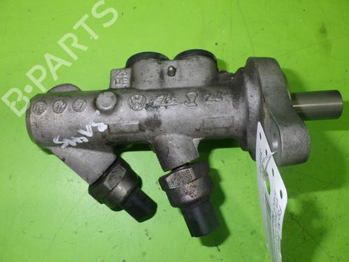 Used Brake master cylinder VW NEW BEETLE (9C1, 1C1) 2.0 (115 hp) 13936426