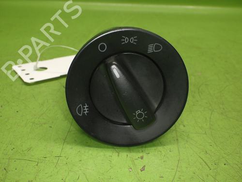 Used Headlight switch SKODA ROOMSTER (5J7) 1.9 TDI (105 hp) 30365597