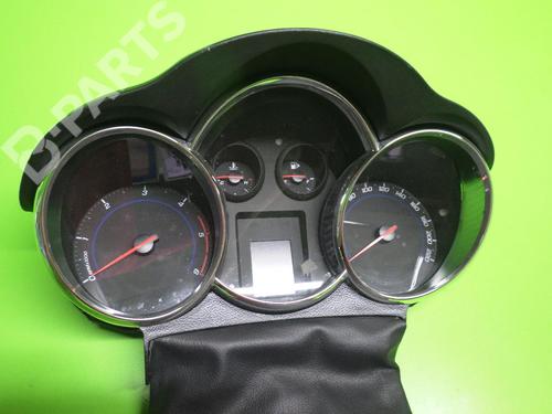 Instrument cluster CHEVROLET CRUZE (J300) 2.0 CDI | BP6395260C47