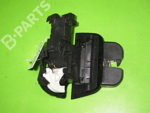 Used Tailgate lock AUDI A4 B7 Avant (8ED) 1.9 TDI (116 hp) 6398243
