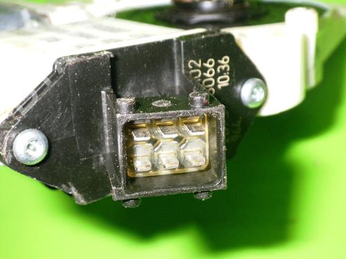 Left front window motor OPEL VECTRA C Estate (Z02) 1.9 CDTI (F35) | BP7790526E21 