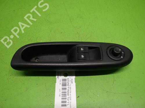Used Left front window switch RENAULT CLIO II (BB_, CB_) 1.2 16V (BB05, BB0W, BB11, BB27, BB2T, BB2U, BB2V, CB05,... (75 hp) 29017133