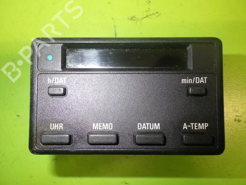Used Display monitor BMW 5 (E34) 520 i 24V (150 hp) 6399897