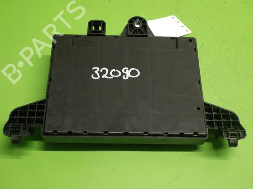 Fuse box OPEL ASTRA J (P10) 1.6 Turbo (68) | BP28526593E1 