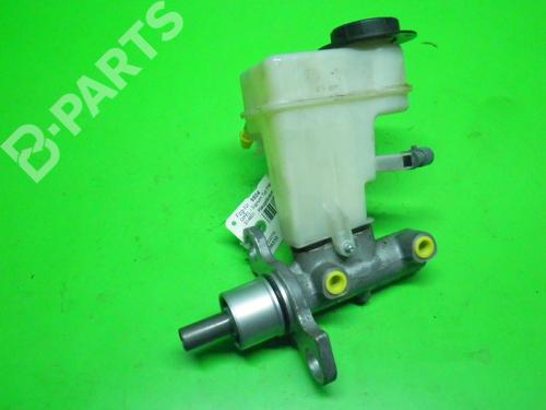 Used Brake master cylinder OPEL SIGNUM Hatchback (Z03) 2.2 DTI (F48) (125 hp) 6399101