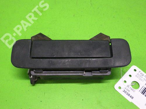 Maneta exterior trasera izquierda AUDI 80 B4 Saloon (8C2) 2.0 E (115 hp) 6382444