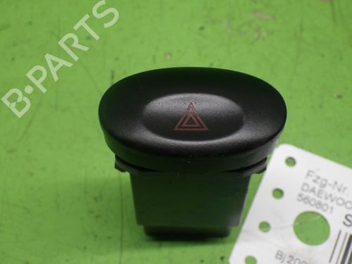 Used Warning switch CHEVROLET MATIZ (M200, M250) 1.0 (64 hp) 28711785