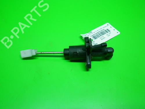 Used Clutch slave cylinder VW GOLF IV (1J1) 1.4 16V (75 hp) 14745658