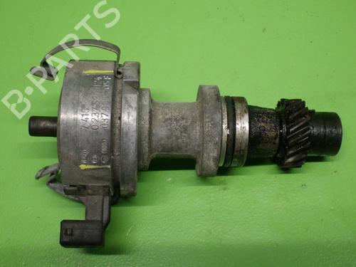 Distributeur VW GOLF I Cabriolet (155) 1.8 (98 hp) 32037249