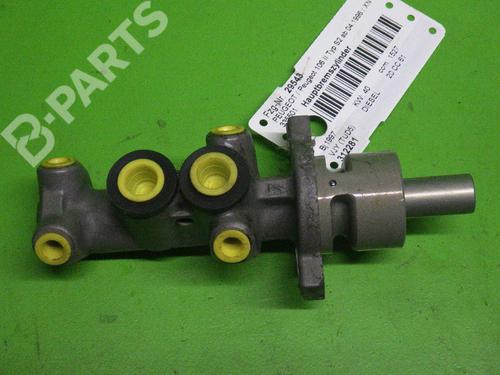Used Brake master cylinder PEUGEOT 106 II (1A_, 1C_) 1.5 D (55 hp) 6384799