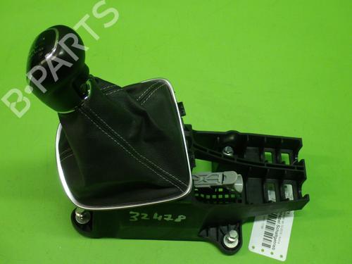 Used Shift knob Shift knob OPEL ASTRA K Sports Tourer (B16) 1.2 Turbo (35) (110 hp) 33893859 33893859