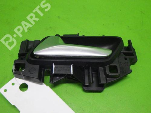 Venstre bagtil invendig håndtag OPEL GRANDLAND / GRANDLAND X (A18, P1UO) 1.2 (75) (131 hp) 7802820