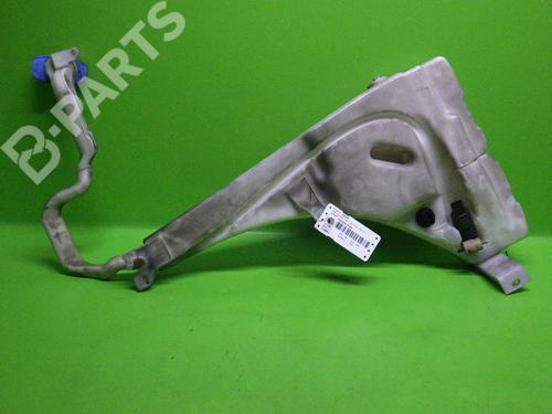 Used Windscreen washer tank VW TOUAREG (7LA, 7L6, 7L7) 2.5 R5 TDI (174 hp) 6386820