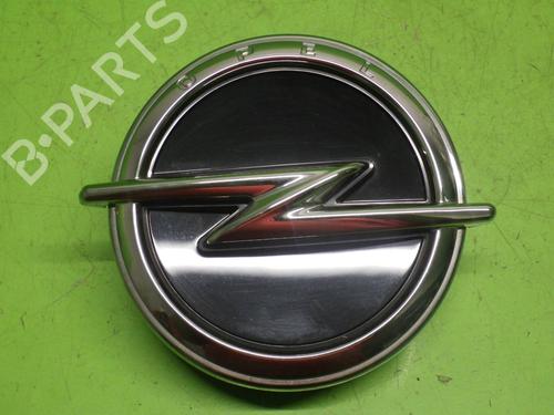 Used Tailgate handle OPEL CORSA F (P2JO) CORSA-e (68) (136 hp) 27290316