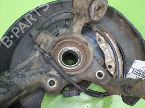 Venstre hjullejehus spindel AUDI A4 B5 Avant (8D5) 2.5 TDI quattro | BP29602232M27 