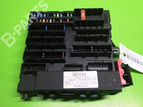 Used Fuse box OPEL SIGNUM Hatchback (Z03) 1.9 CDTI (F48) (150 hp) 6397772