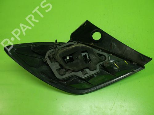 Right taillight OPEL ASTRA H GTC (A04) 1.9 CDTi (L08) | BP21827316C35 