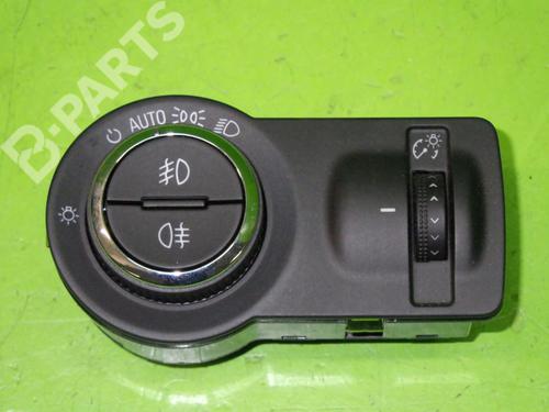 Used Headlight switch OPEL INSIGNIA A Sports Tourer (G09) 2.0 Turbo 4x4 (35) (220 hp) 12198565
