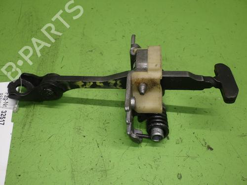 Used Hinge/Door check strap Hinge/Door check strap 37412497 37412497