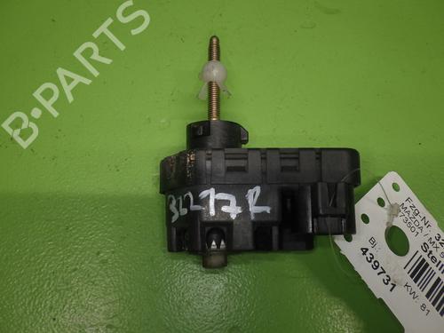 Used Headlight adjuster motor MAZDA MX-5 II (NB) 1.6 16V (NB6C) (110 hp) 32308902