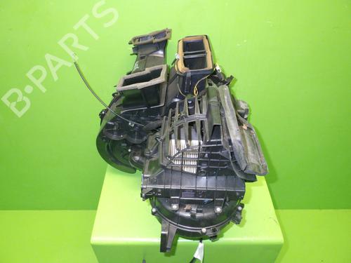 Used Air vent LANCIA YPSILON (843_) 1.3 JTD (843.AXD11, 843.AXD1A) (70 hp) 14743295