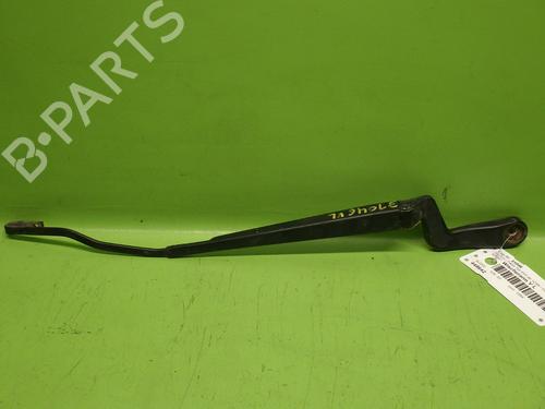 Used Front windshield wiper arm Front windshield wiper arm 37412196 37412196