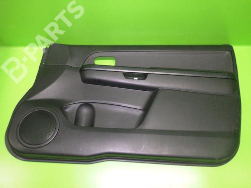 Guarnecido puerta delantera derecha SUZUKI GRAND VITARA II (JT, TE, TD) 1.6 All-wheel Drive (JB416) (106 hp) 6654968