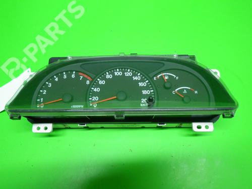 Kombinert Instrument SUZUKI GRAND VITARA I (FT, HT) 2.5 V6 24V 4x4 (TD62, SQ625) (144 hp) 6358342