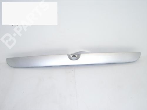 Used Tailgate handle OPEL ZAFIRA A MPV (T98) 2.0 DI 16V (F75) (82 hp) 6337803