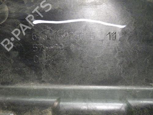 Grille BMW 1 (E81) 120 d | BP24232701C40