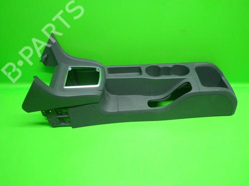 Porte-gobelet/Objets FORD FOCUS II (DA_, HCP, DP) 2.0 (145 hp) 14714337