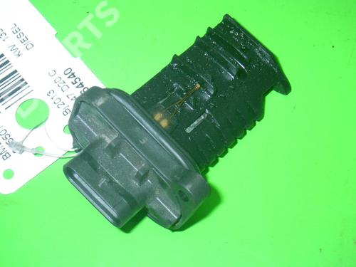 Mass air flow sensor BMW 5 Touring (F11) 520 d (184 hp) 6372183