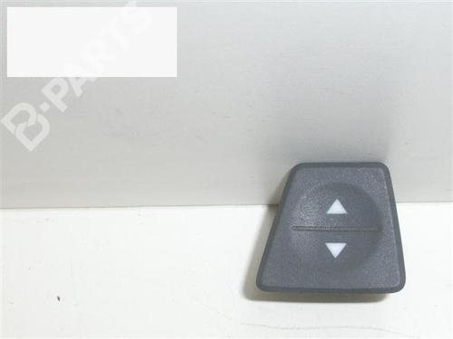 Used Right front window switch Right front window switch FIAT PANDA (169_) 1.2 (169.AXB11, 169.AXB1A) (60 hp) 6346325 6346325