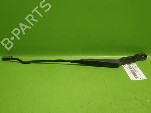 Used Front windshield wiper arm MITSUBISHI CARISMA (DA_) 1.8 GDI (DA2A) (122 hp) 28006740