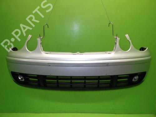 Paragolpes delantero Paragolpes delantero VW POLO IV (9N_, 9A_) 1.4 16V (75 hp) 35887949 35887949