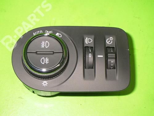 Used Headlight switch OPEL ASTRA K Sports Tourer (B16) 1.6 CDTi (35) (136 hp) 6384952
