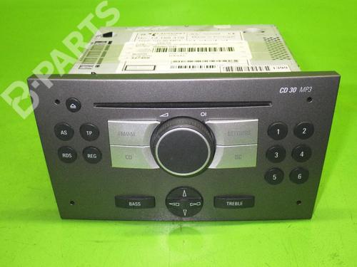 Used Radio OPEL SIGNUM Hatchback (Z03) 1.9 CDTI (F48) (150 hp) 6389086