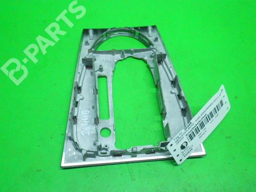 Gear lever MERCEDES-BENZ E-CLASS (W211) E 240 (211.061) | BP6362164M90 