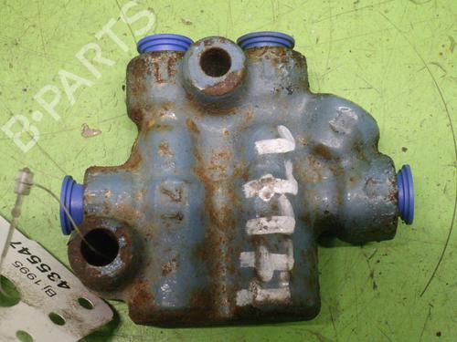 Electronic sensor TOYOTA CARINA E VI (_T19_) 1.8 (AT191) | BP29757877M84 